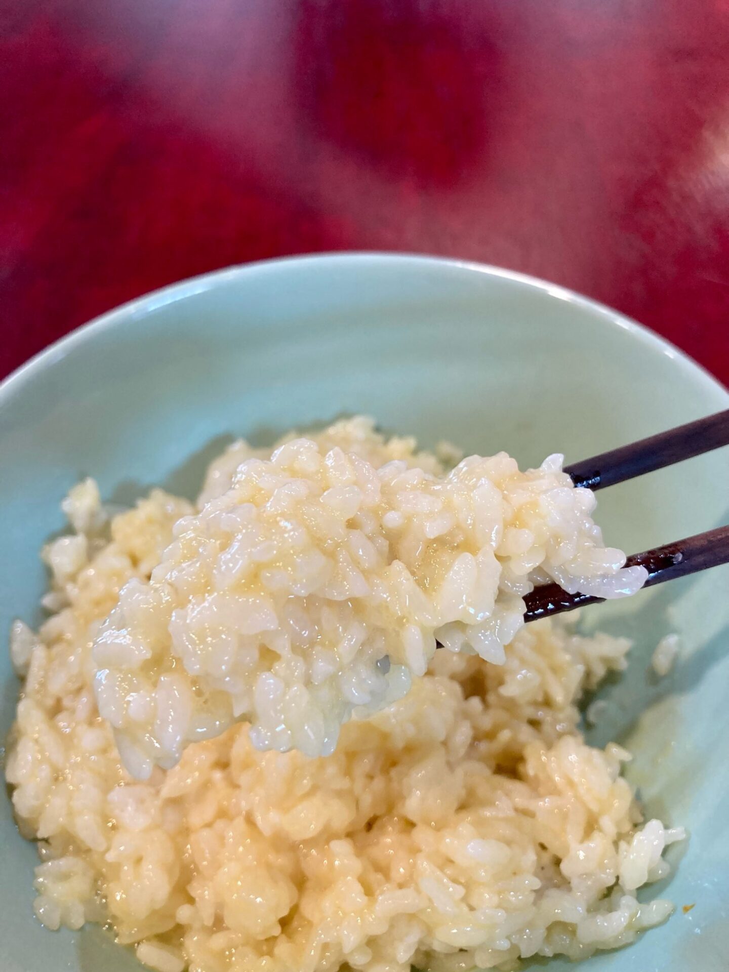 台南で大同電鍋でお米炊いて卵かけご飯食べたらいつもの100倍美味でした。