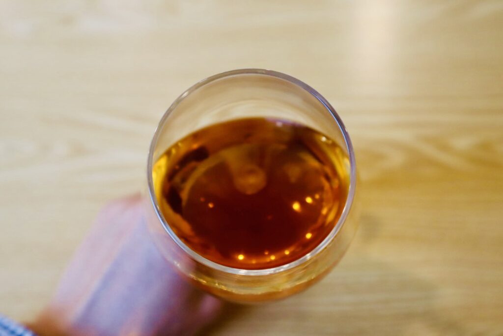 大阪・天神橋筋六丁目「No.18 Cafe&Bar」紅玉(台茶18号)