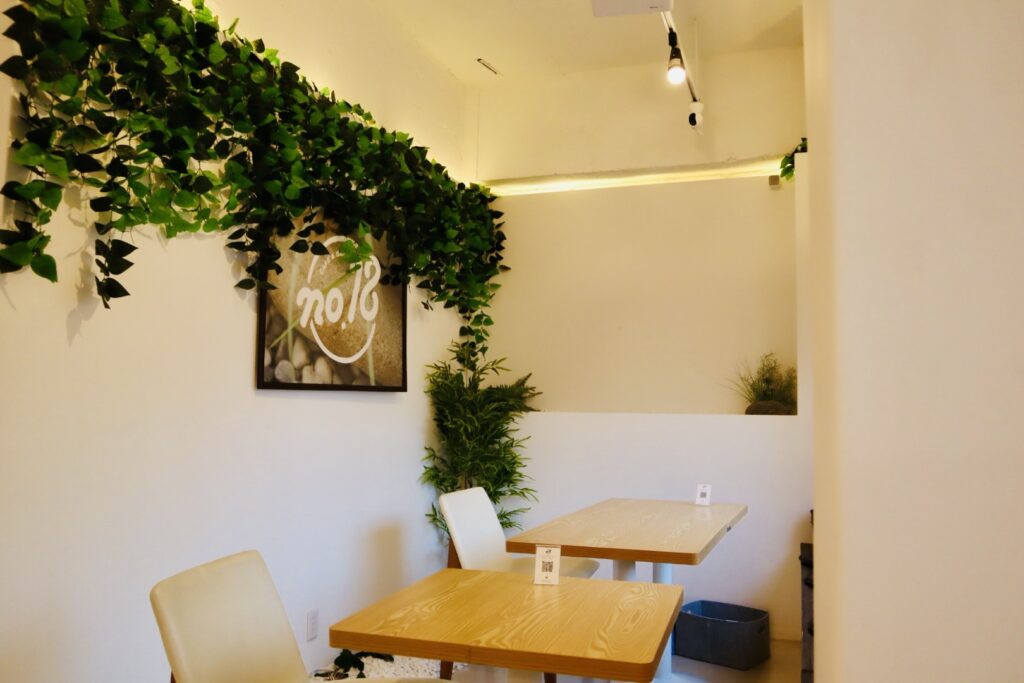 大阪・天神橋筋六丁目「No.18 Cafe&Bar」